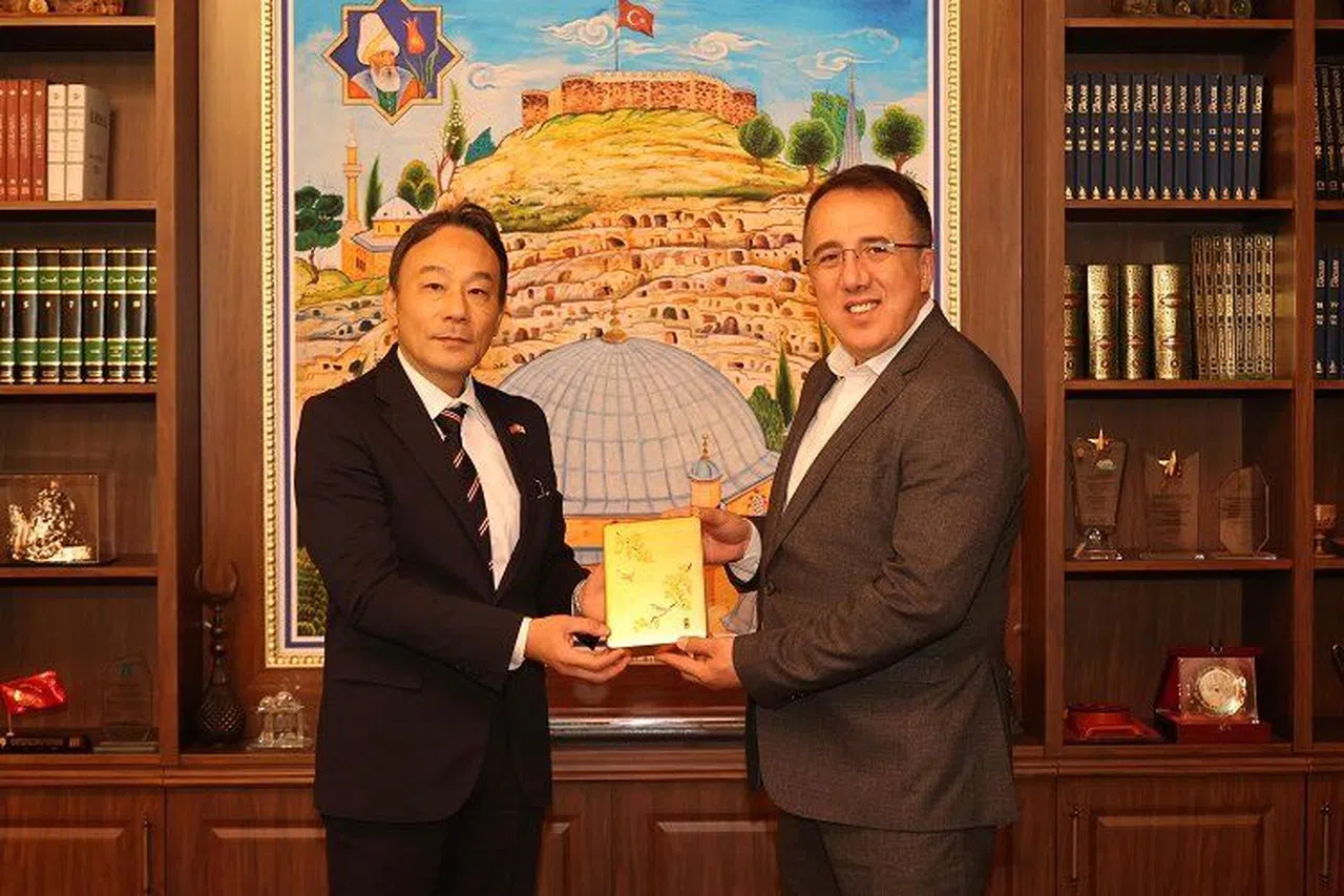 Japon Büyükelçi'den Mehmet Savran'a ziyaret