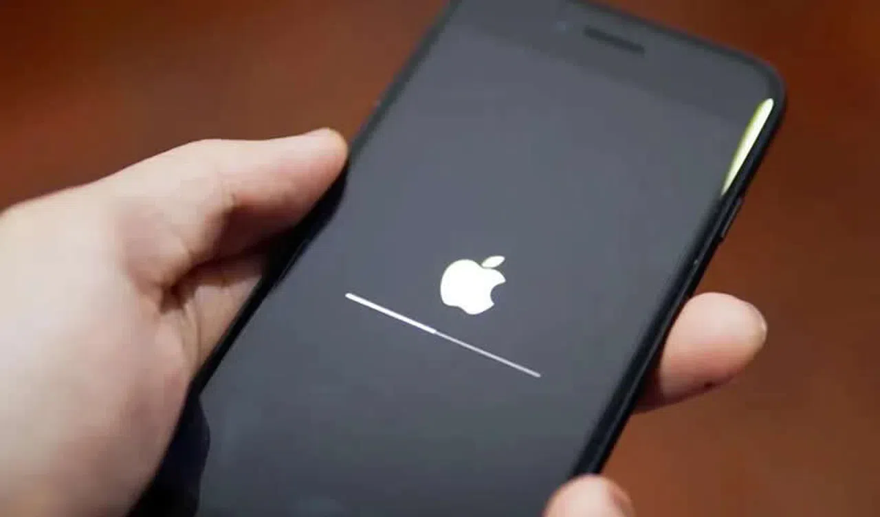 Apple'ın iPhone 15 güncellemesi: Aşırı ısınma sorunu ve yeni sorunlar