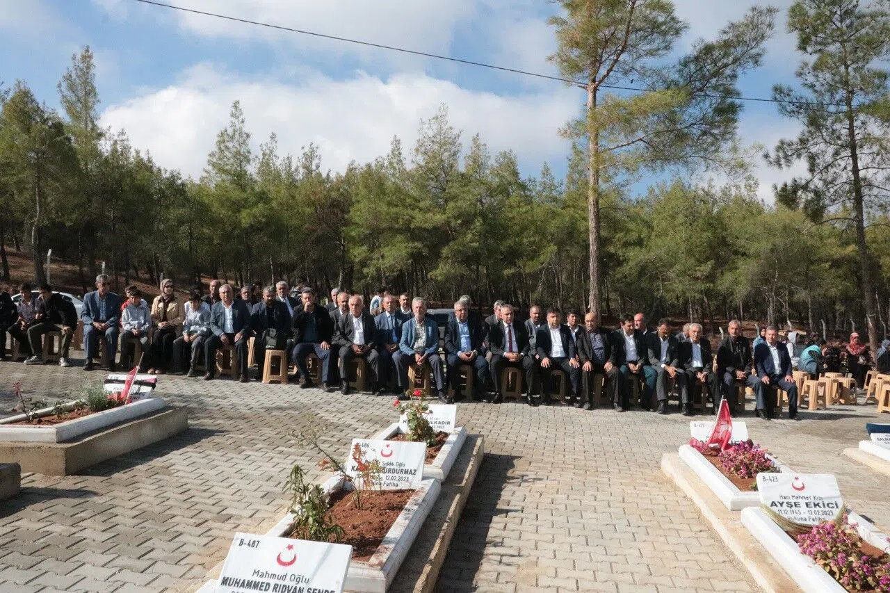 Muhtarlar Günü Kahramanmaraş'ta Anlamlı Mezarlık Ziyareti