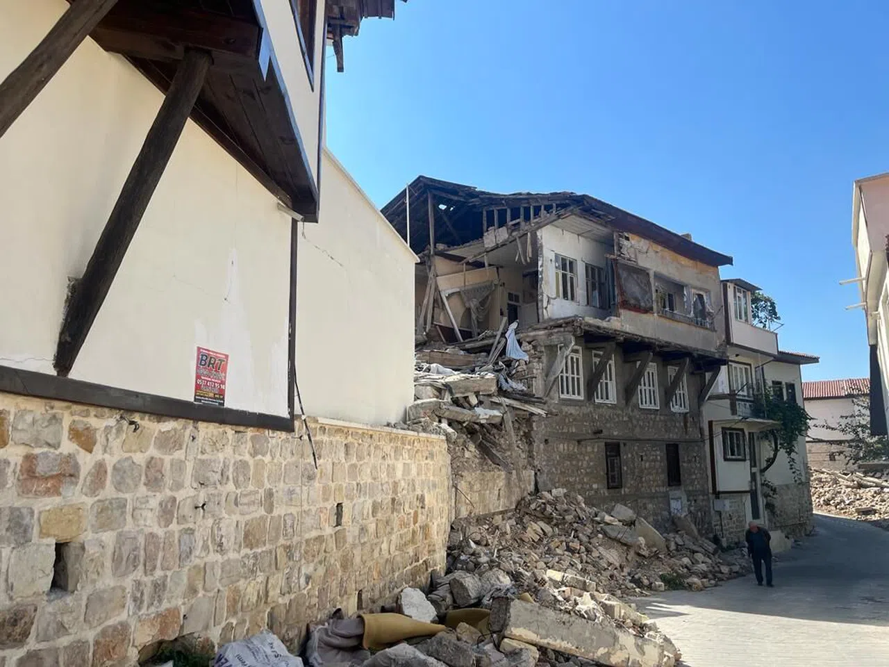 Depremin ardından 265. gün!