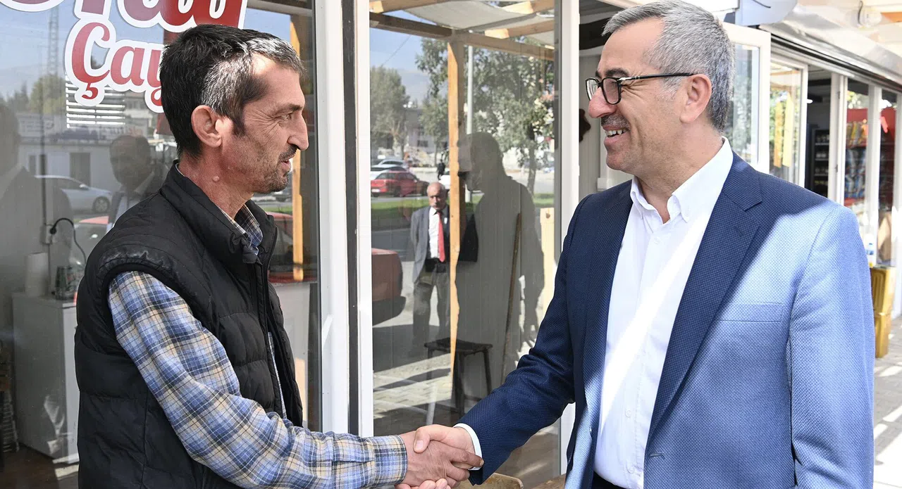 Kahramanmaraş'ta Geçici İş Yerlerindeki Esnaflar Ziyaret Edildi