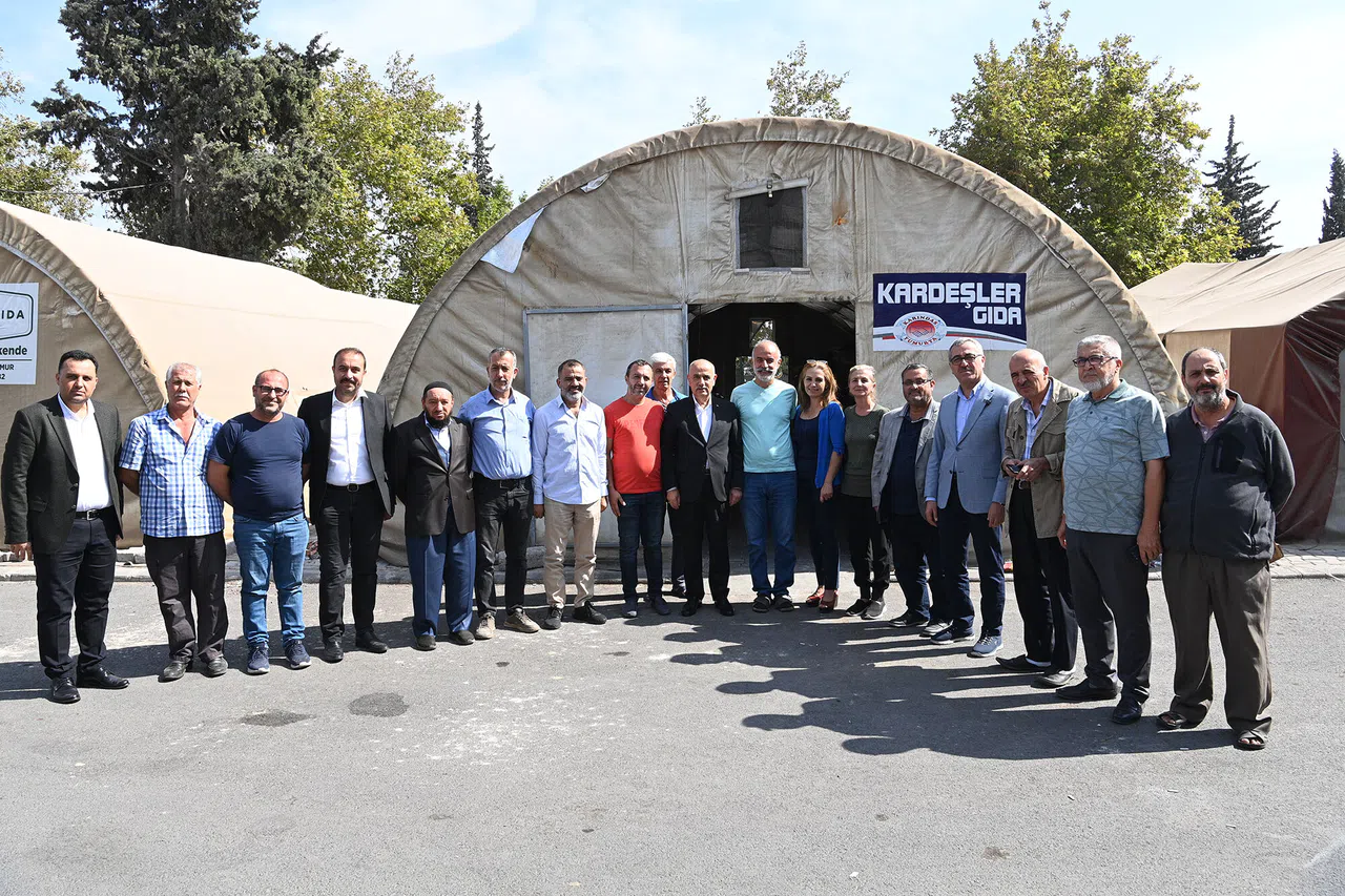 Başkan Güngör'ün Sözünü Tuttu: Toptan Gıda Esnafının İmar Sorunu Çözüldü