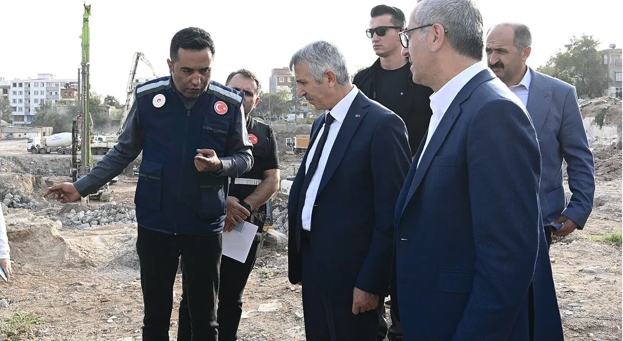 Kahramanmaraş'ta Azerbaycan Destekli Mahalle İnşaatı Hız Kazanıyor