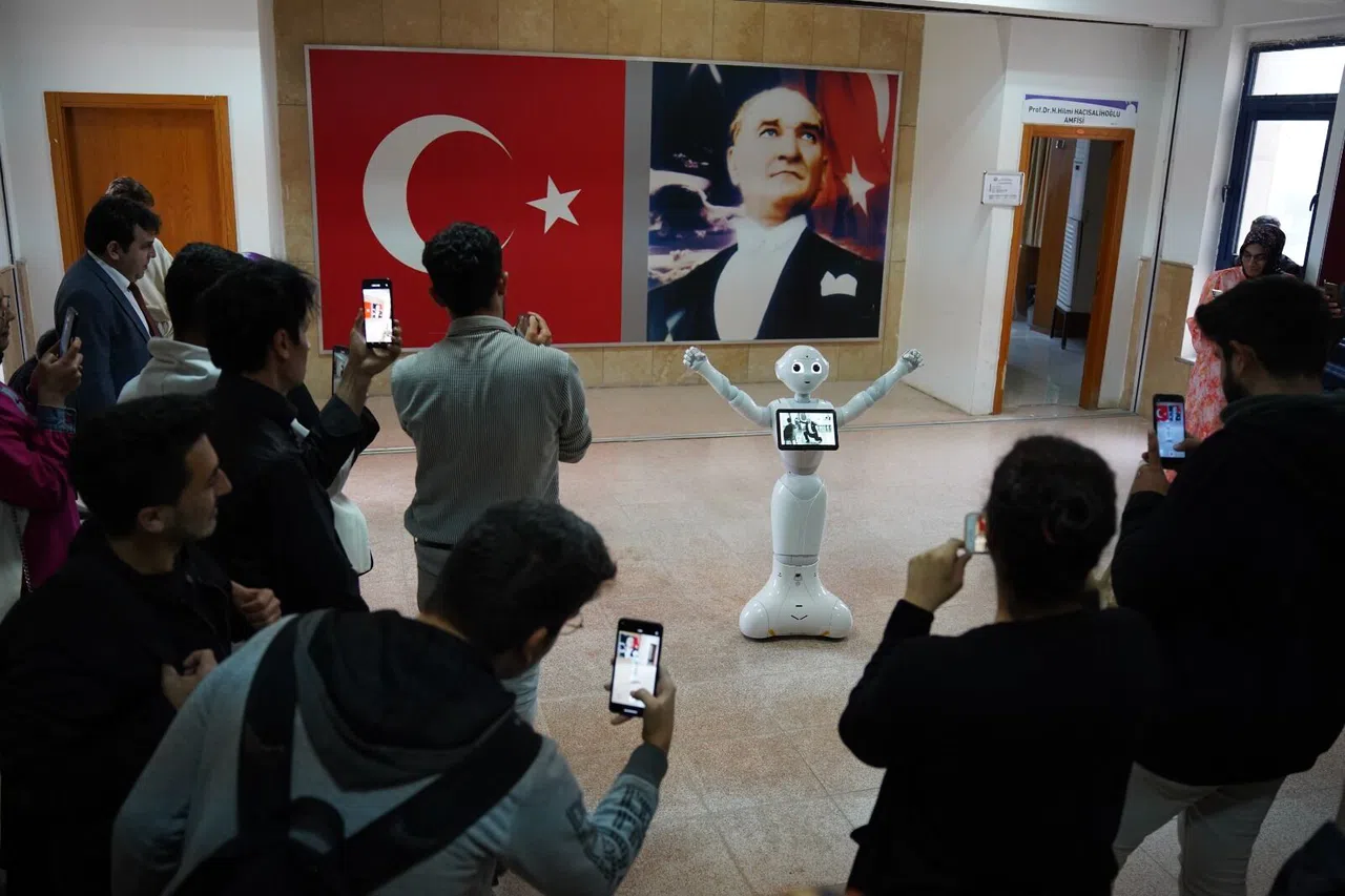 KSÜ’de Robot Cooperation "RoboCoop" Projesi Tanıtıldı