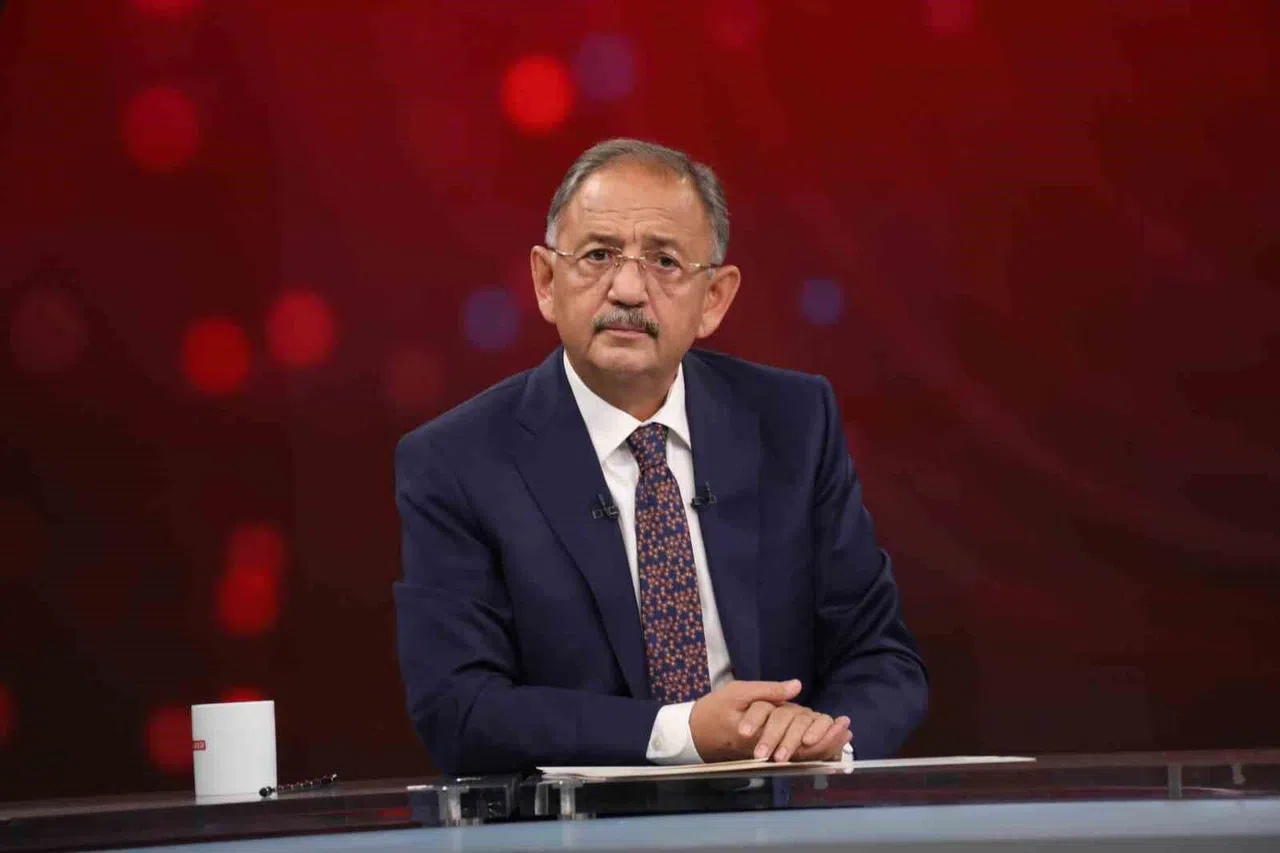 Özhaseki: “Deprem bölgesindeki köylerimizde 100 bine yakın çelik evler yapacağız”