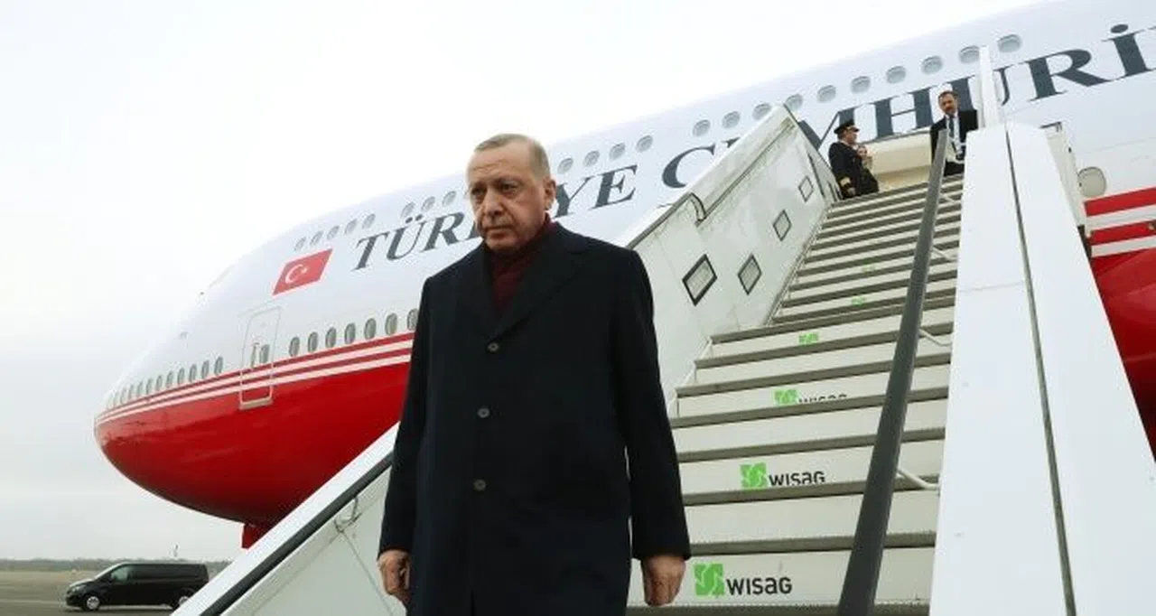 Erdoğan, 8’inci Olağanüstü İslam Zirvesi için Suudi Arabistan’a gitti