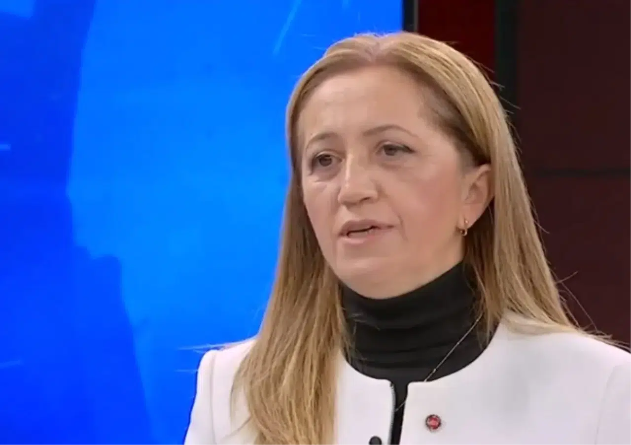 FOX Çalar Saat Arzu Çerkezoğlu kimdir, kaç yaşında, nereli?