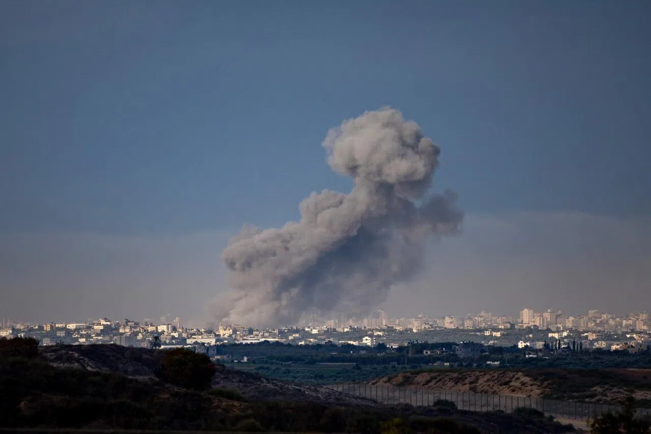 Filistin: "İsrail, son 3 günde 8 hastaneyi bombaladı"