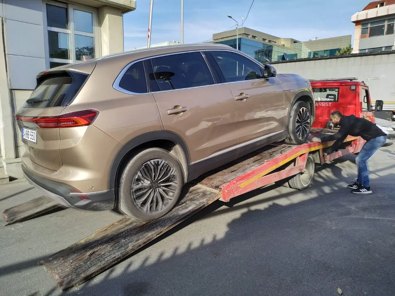 Togg’un keyfine varamadı; aldığından beri iki kere arıza yaptı