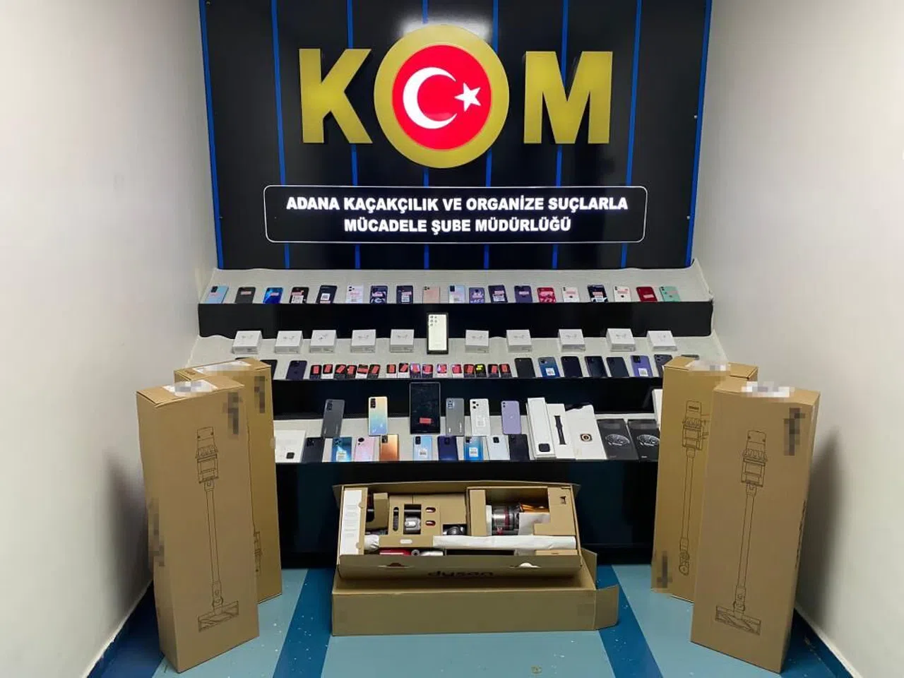 Kaçakçılık operasyonunda 12 kişi gözaltına alındı