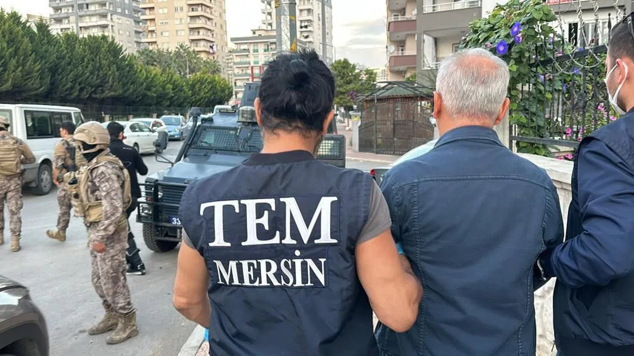 Terör örgütlerine operasyon: 4 gözaltı