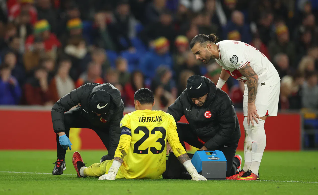Uğurcan Çakır sakatlandı