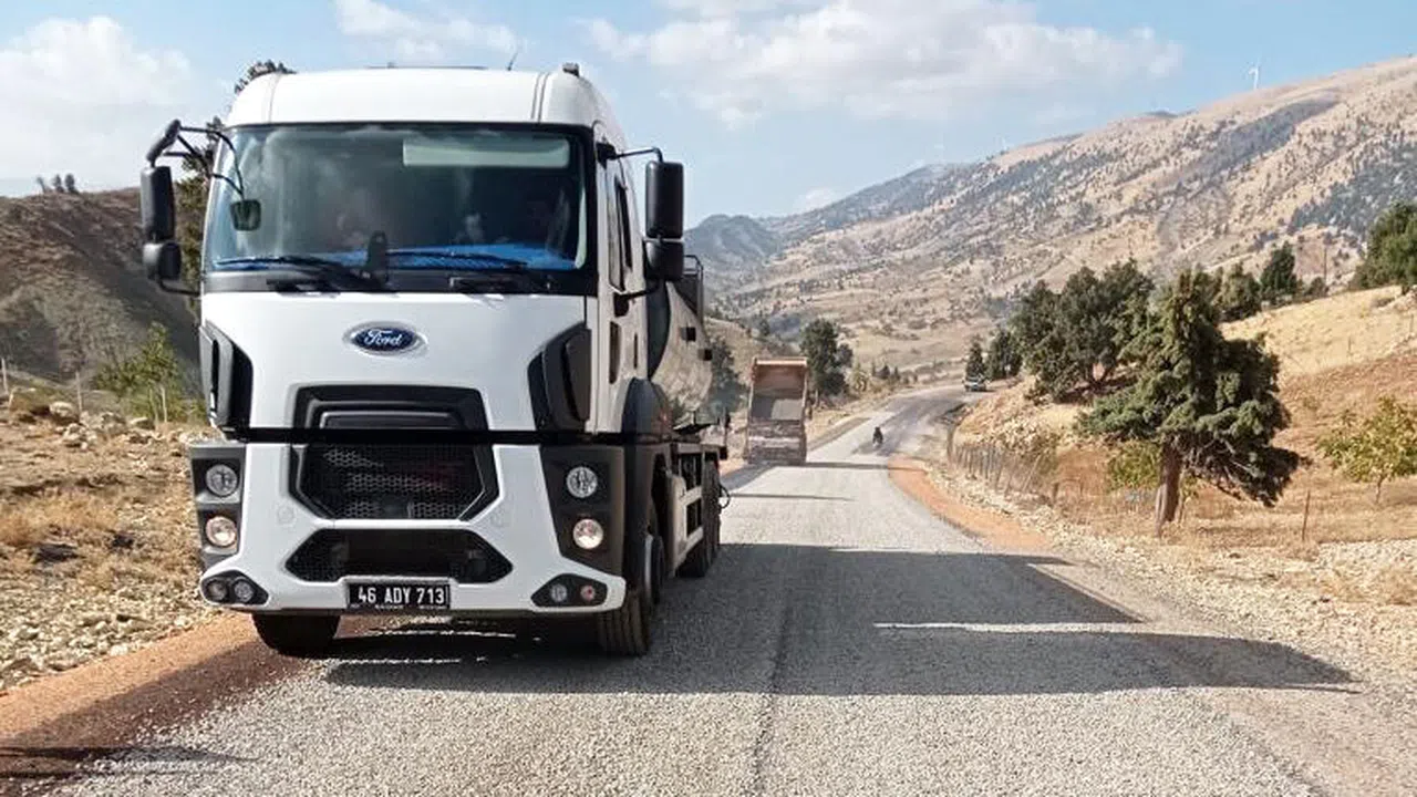 Çağlayancerit Kırsal Mahalleleri İçin Yeni Yol İyileştirme Çalışmaları