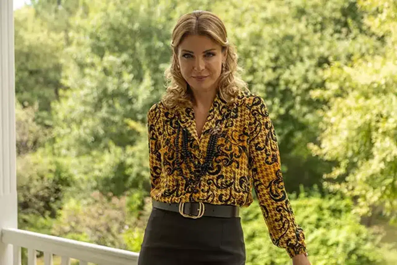 Dilek Taşı dizisi Rüçhan Rona kimdir? Özge Özberk kimdir, aslen nereli ve kaç yaşında?