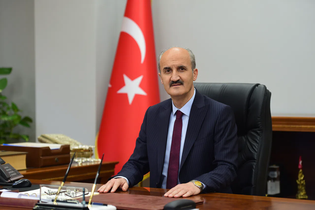 Başkan Okay'dan 10 Kasım Mesajı!