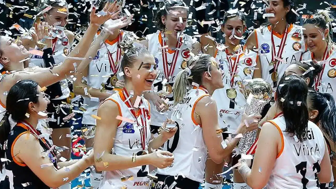 Eczacıbaşı Genç Bilet Fiyatları Güncel: Nasıl Alınır, Kaç TL?