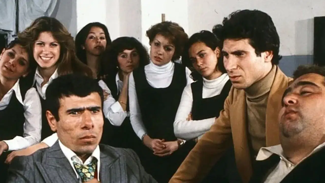 Hababam Sınıfı Dokuz Doğuruyor konusu nedir, oyuncuları kimler? Sınıfın karması başlıyor