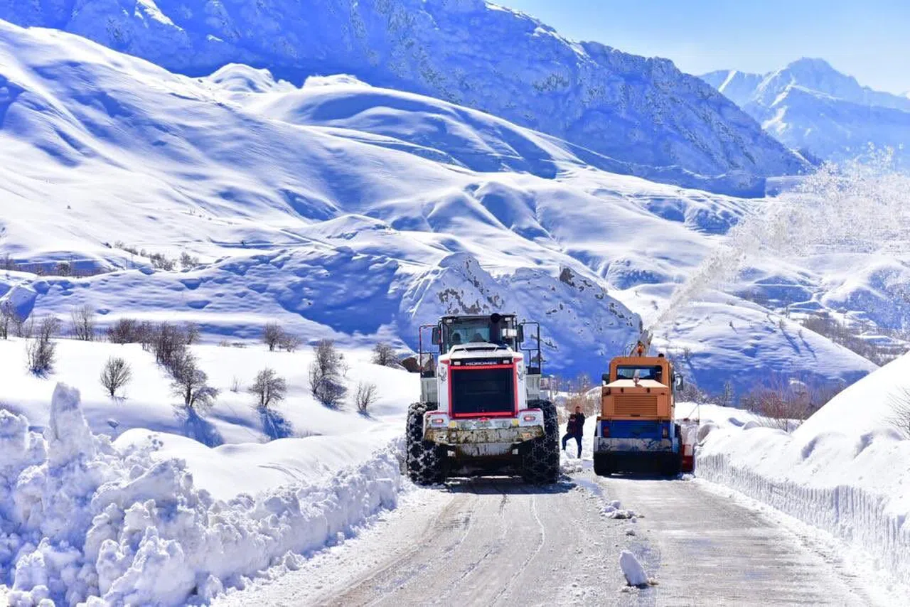 Karın Hakkari'den Geçişi: Doğa Harikası ya da Sıradışı Durum?