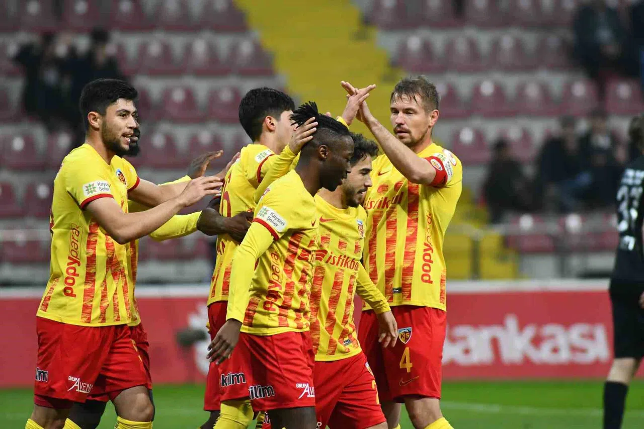 Kayserispor yenilmezlik serisini sürdürmek istiyor