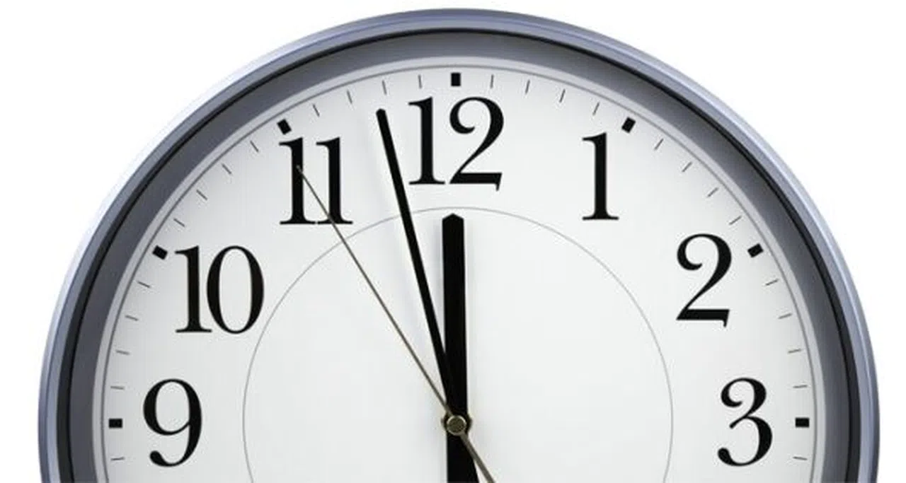 Bakan Bayraktar'dan yaz saati açıklaması