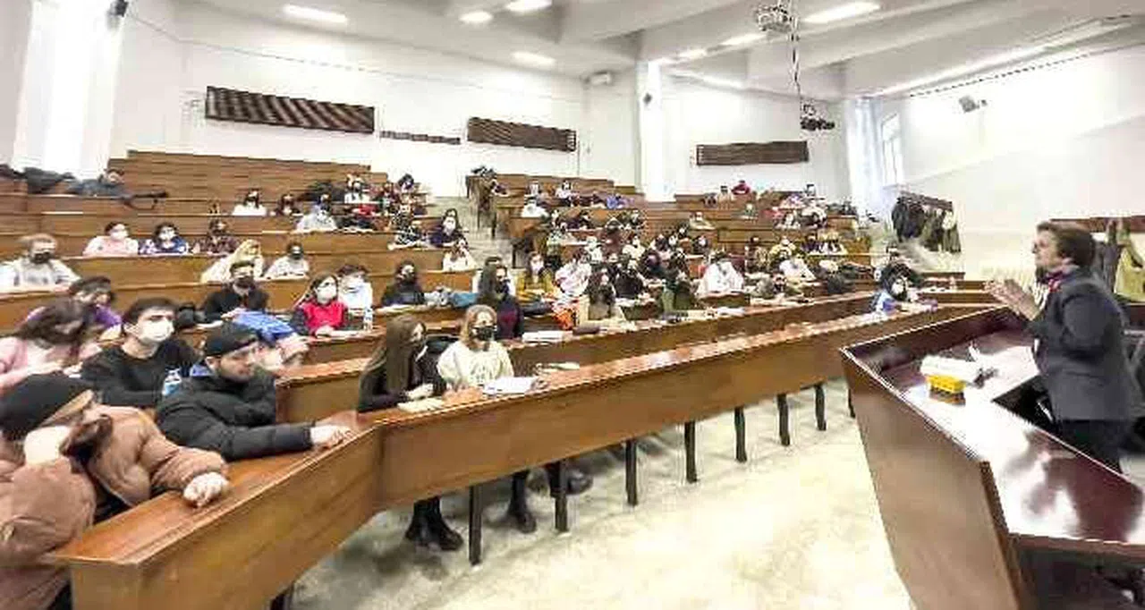 1 Ocakta Üniversiteler tatil mi? 1 Ocakta Üniversiteler açık olacak mı, ders olacak mı?