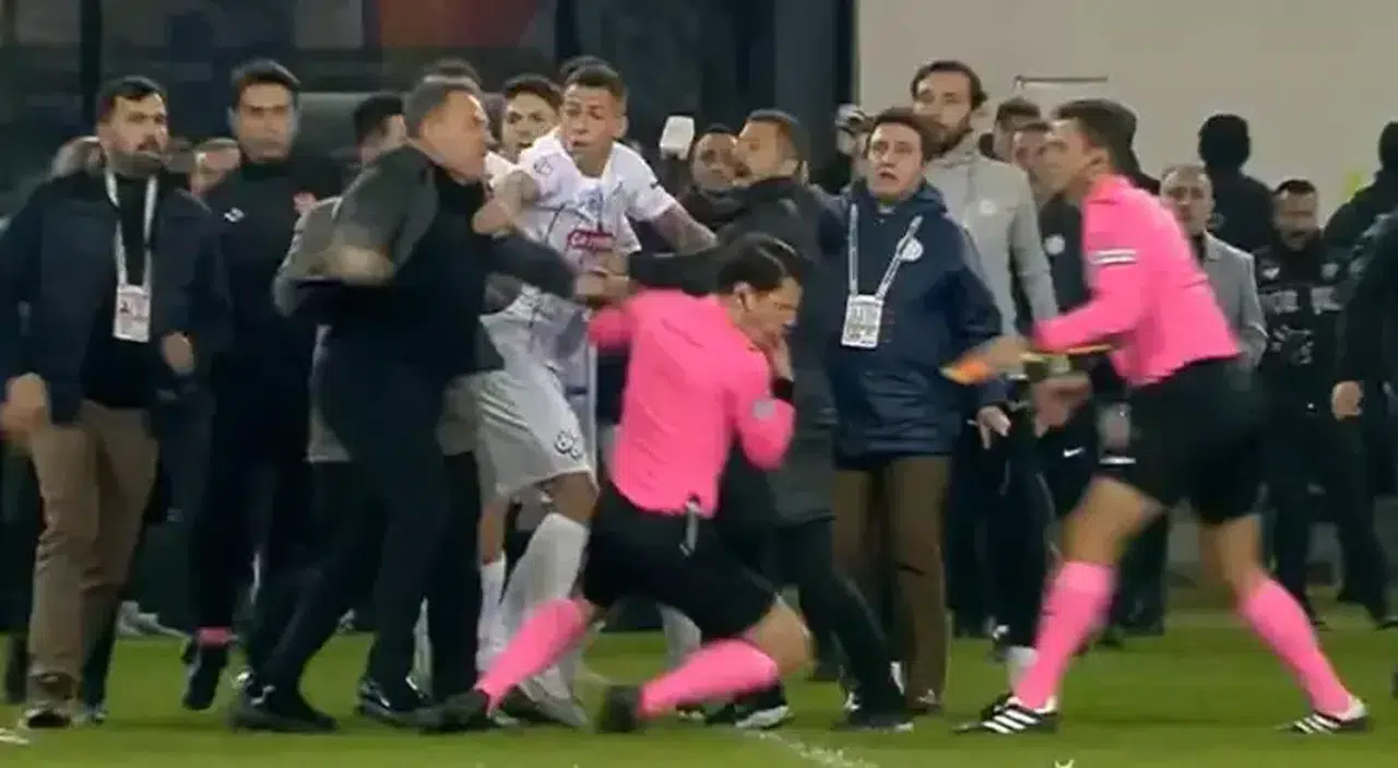 Hakem Halil Umut Meler'e saldıran kimler? Kimler tutuklandı?