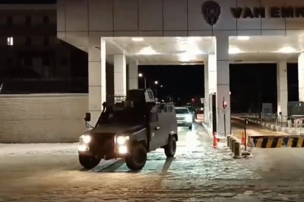 İçişleri'nden eş zamanlı  “Kafes-22“ operasyonu