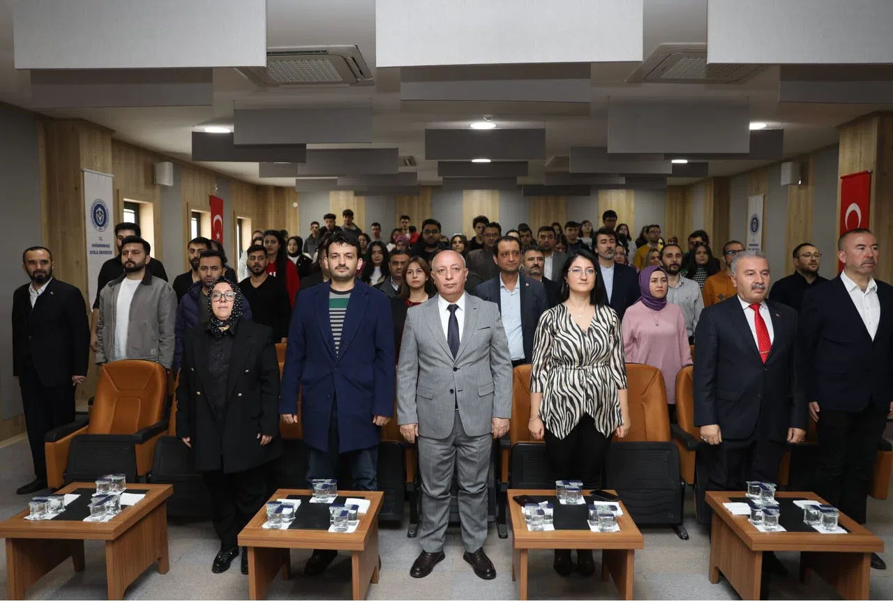 Âşık Veysel'in Anısına Unutulmaz Bir Program: KİÜ'de Düzenlendi!