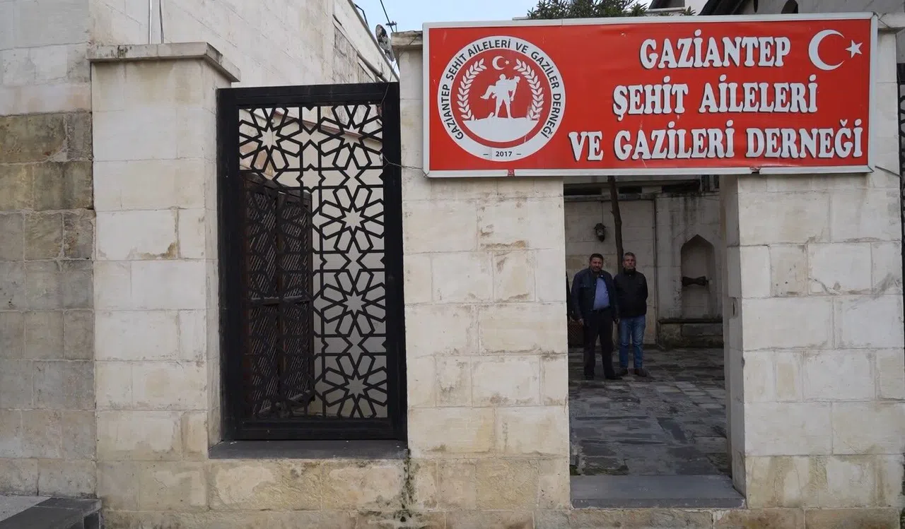 Şehit Aileleri ve Gazileri Derneği soyuldu