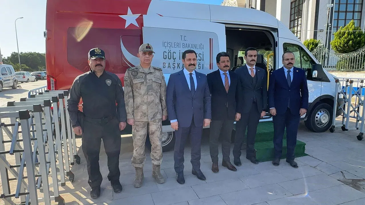 Düzensiz göçmelerin tespitini yapan Mobil Göç Noktası aracı hizmete başladı  