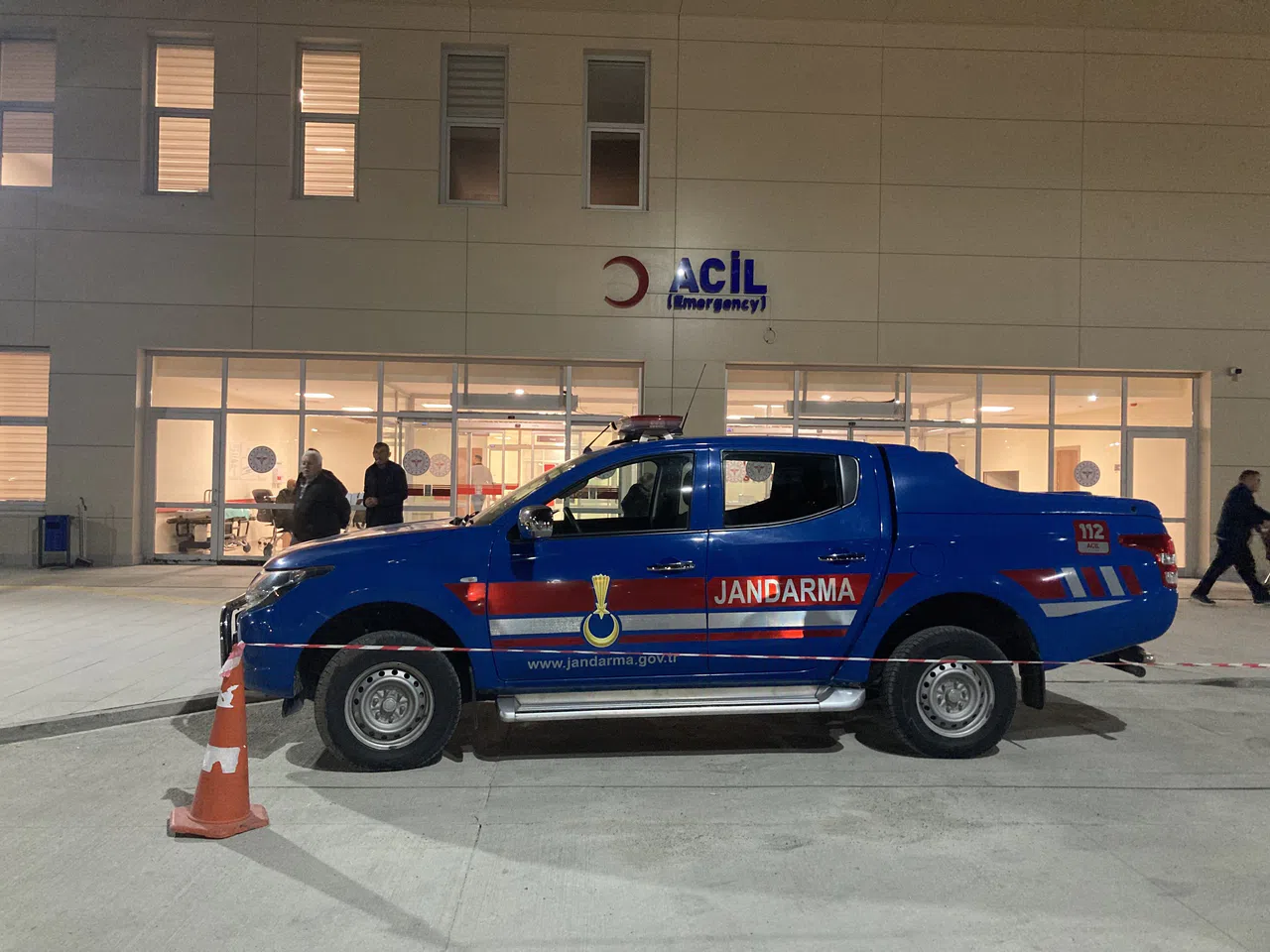 Kaynak yaparken merdivenden düşen işçi ağır yaralandı  