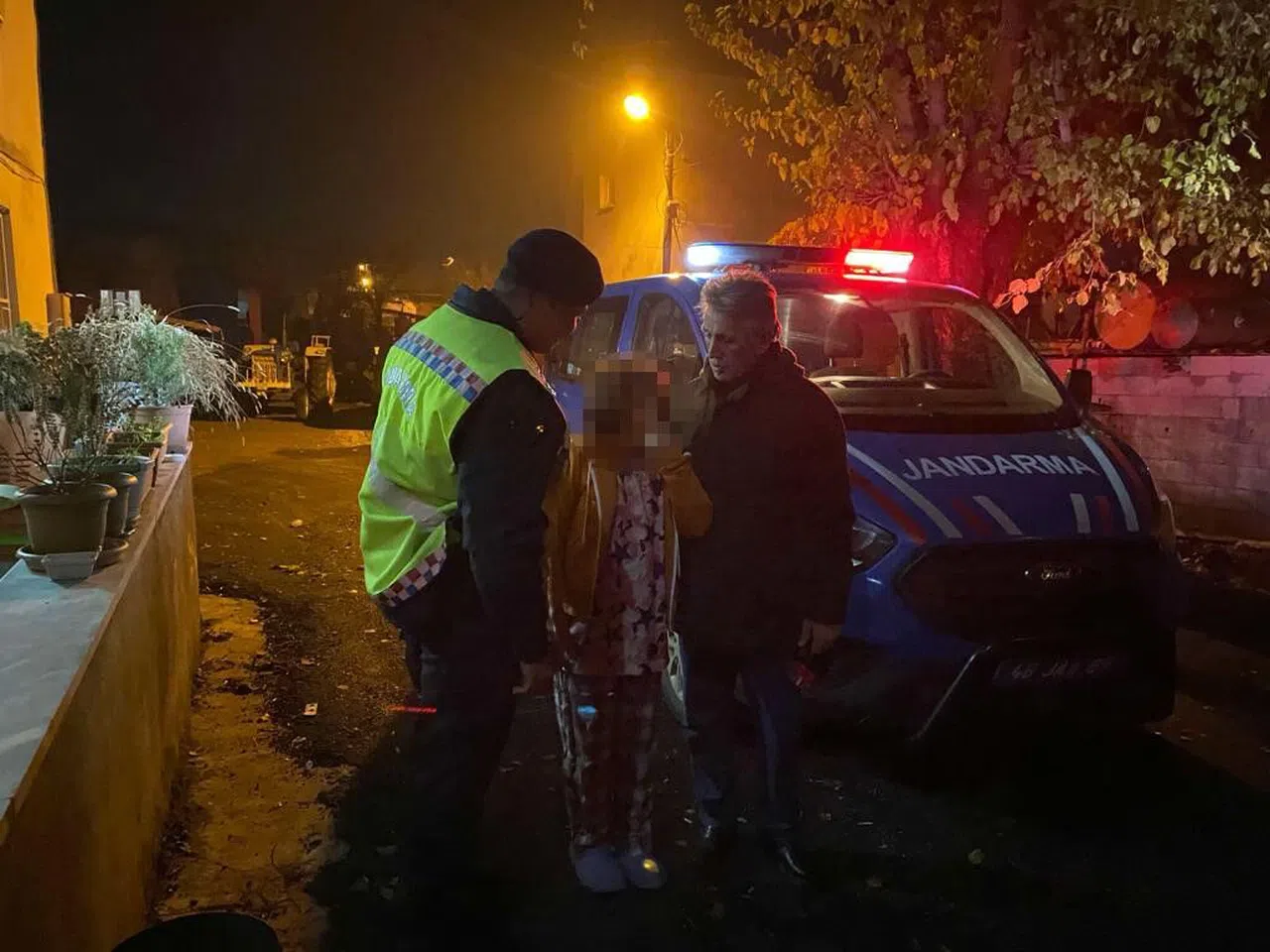 Kahramanmaraş'ta Kaybolan Otizmli Kız Çocuğu, Jandarma Ekiplerince Bulundu