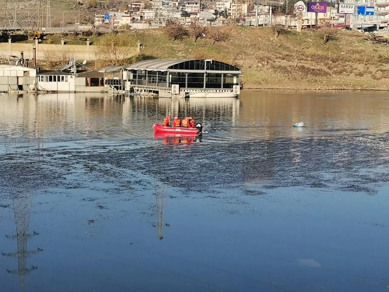 Kahramanmaraş’ta baraja düşüp kaybolan genci arama çalışmaları tekrar başladı
