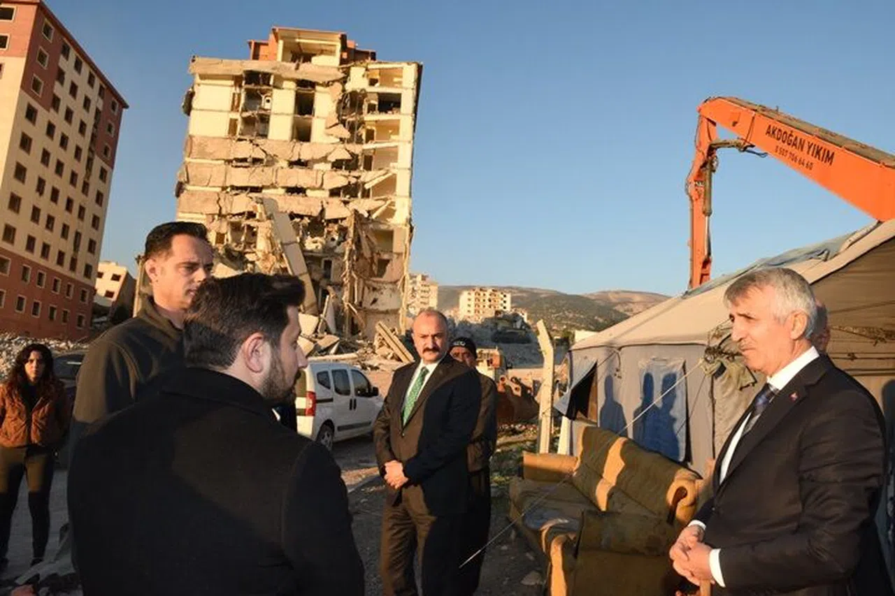 Doğukent ve Güneşevler’de çalışmalar sürüyor