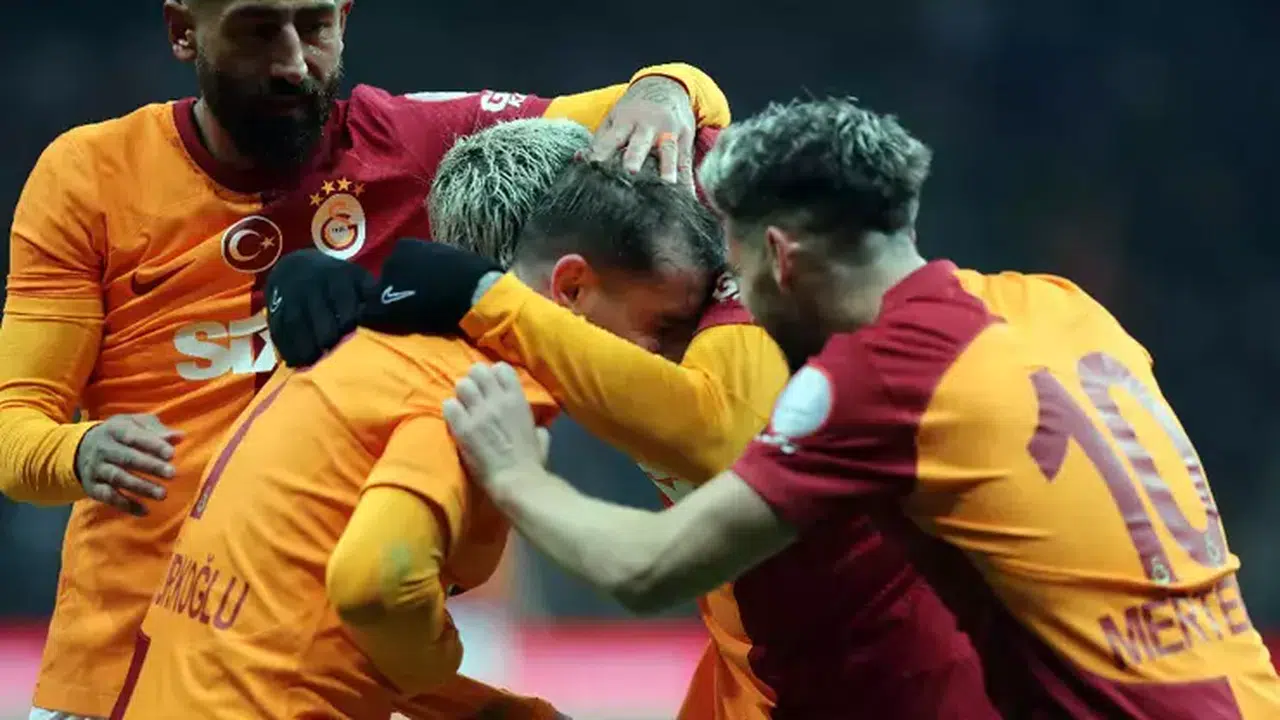 Aslan, ezdi geçti (Galatasaray 3-1 Yukatel Adana Demirspor MAÇ ÖZETİ)