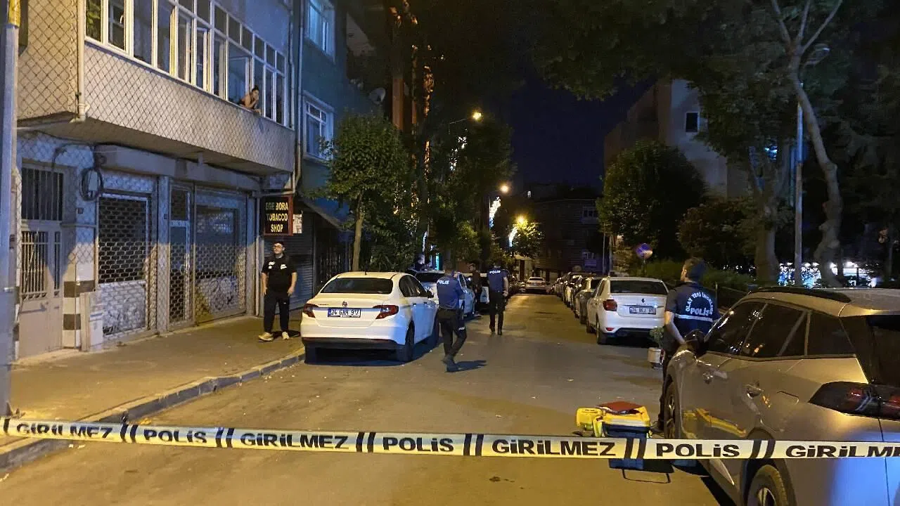 İzmir’de 17 yaşındaki çocuk “meyve bıçağıyla” öldürüldü