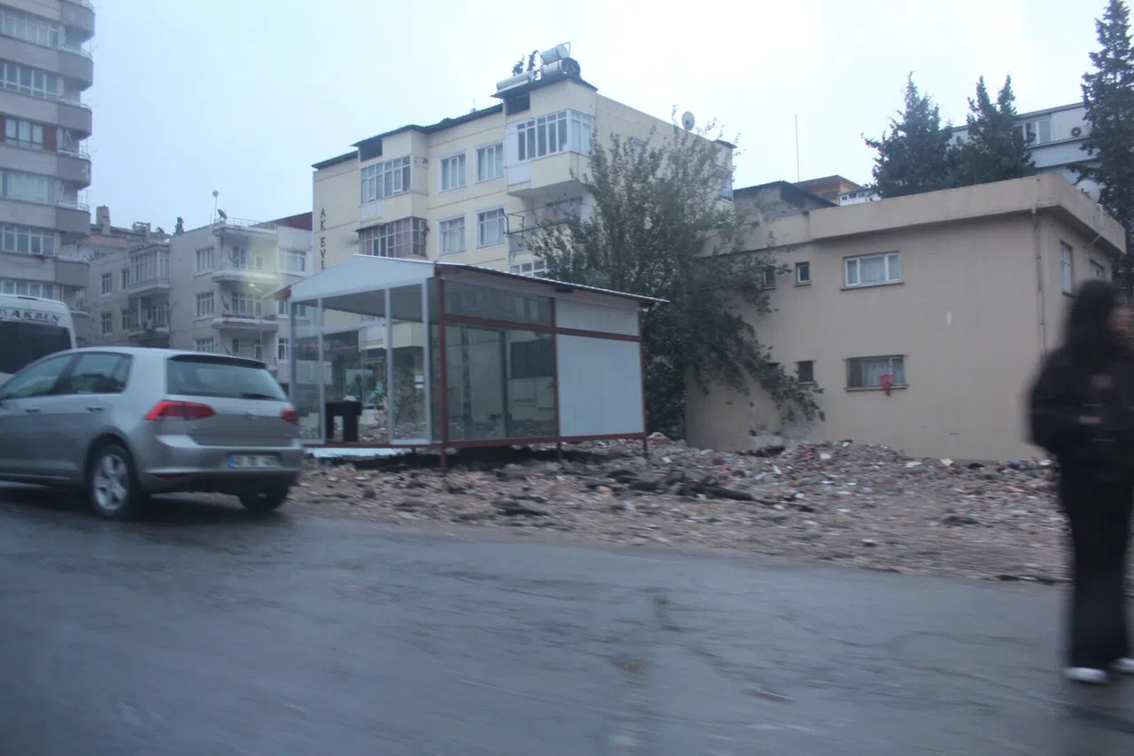 Vatandaş hizmet bekliyor