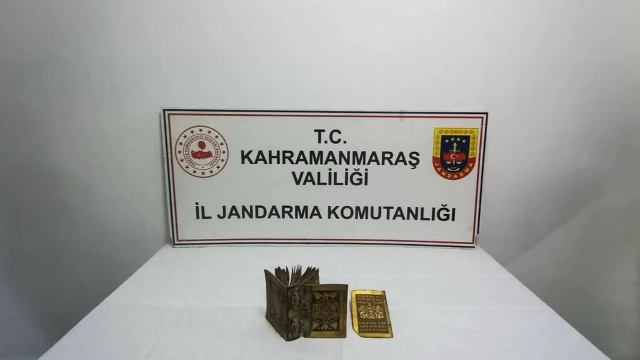 Kahramanmaraş’ta bin 300 yıllık Tevrat ele geçirildi