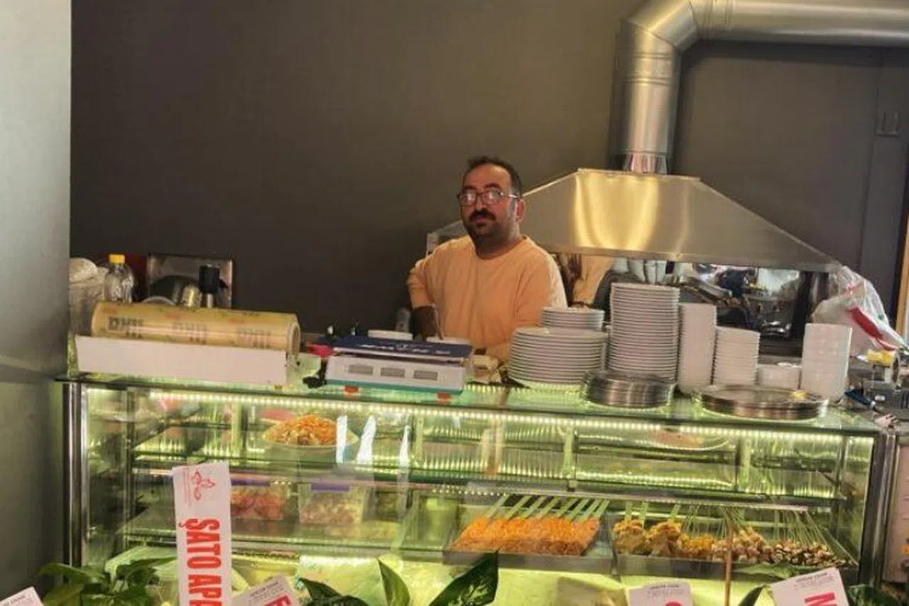 Elbistanlı depremzede esnaf Aydın Çine'de hayata yeniden tutundu