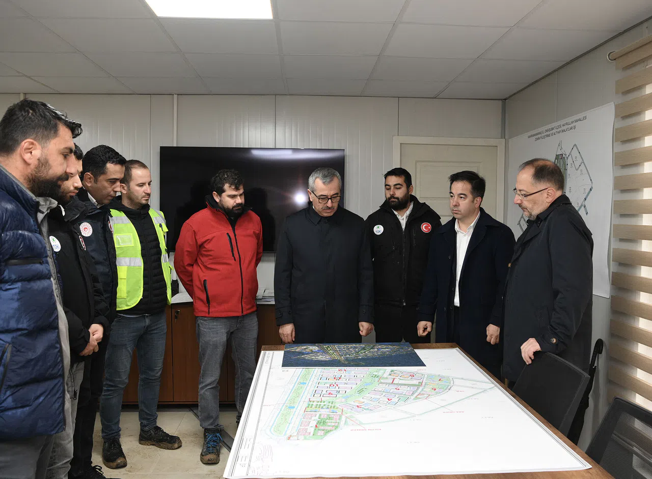 Başkan Güngör ve Bakan Yardımcısı Gürgen Şehir Tasarım Alanlarını İnceledi
