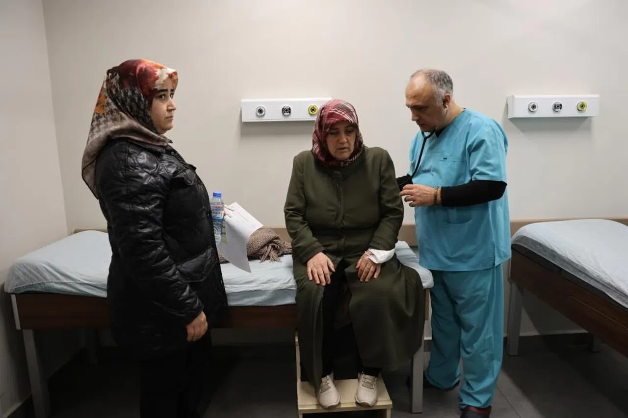 Kahramanmaraş’ta sağlık çalışanları yeni yıla görevlerinin başında girdi