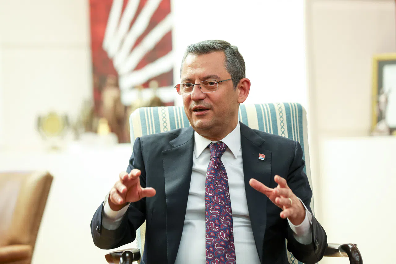 Özel: “CHP ayrı bir parti, DEM ayrı bir partidir”