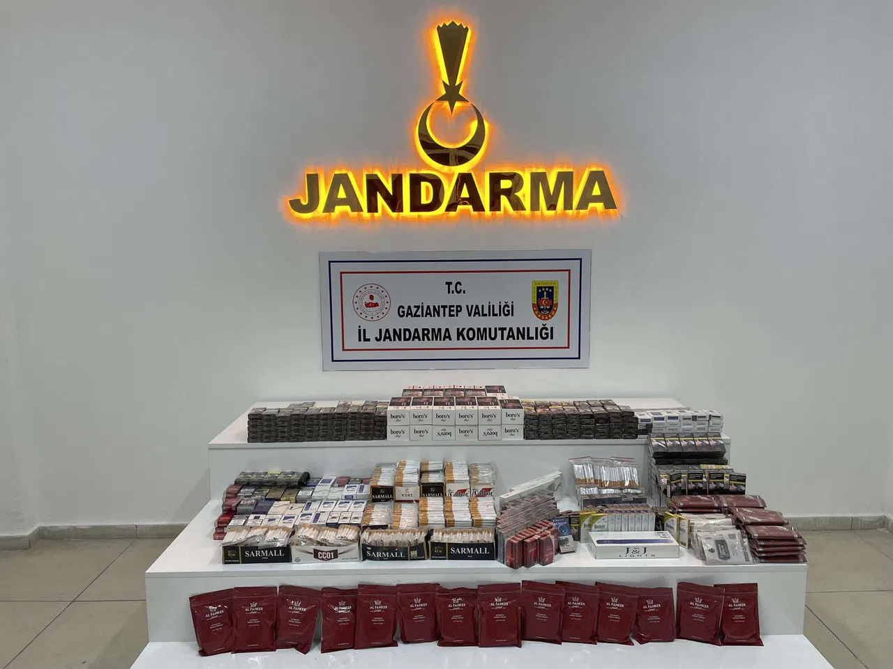417 bin lira değerinde kaçak malzeme ele geçirildi