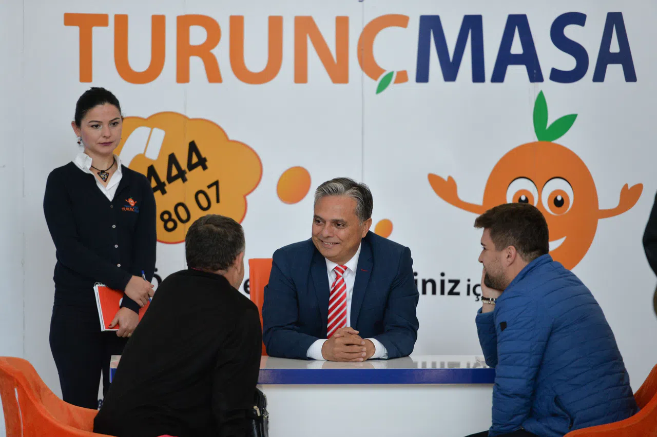185 bin 72 kişinin sorunu yerinde çözüldü