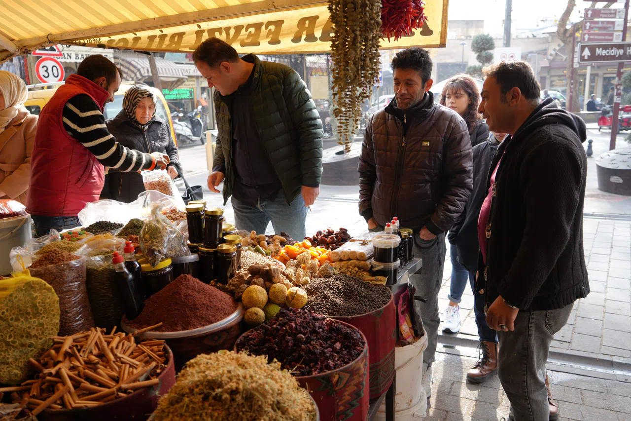 Şifayı aktarda arıyorlar
