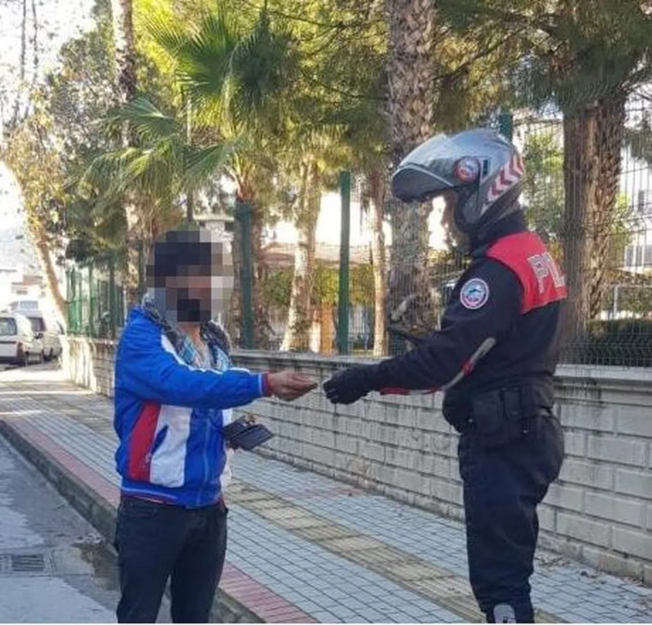 Okul servis araçları ve okul çevrelerinde denetim