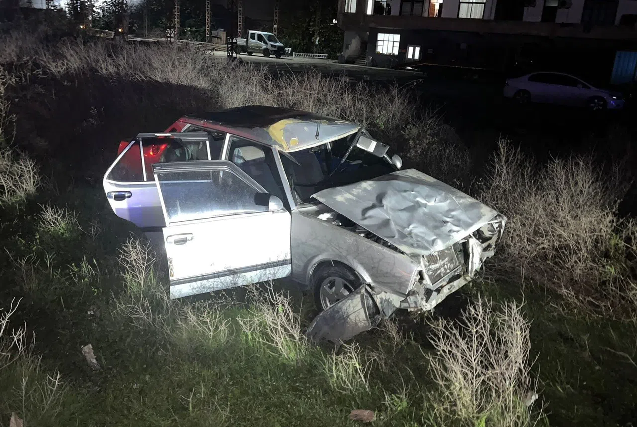 Mersin'de otomobil yayalara çarptı: 2 ölü