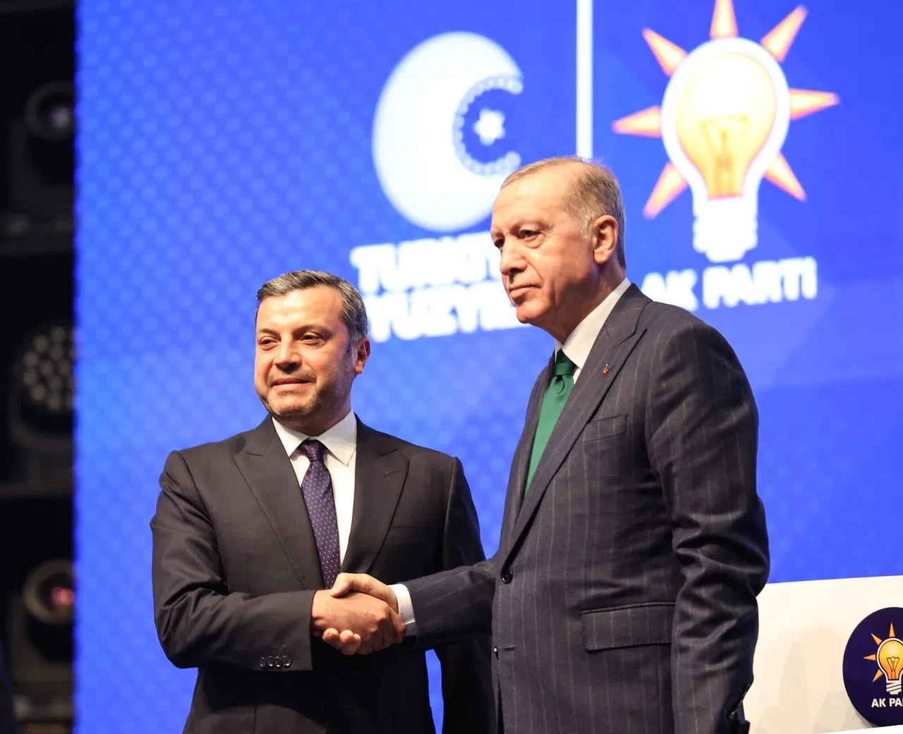 AK Parti Adana'da Fatih Mehmet Kocaispir'i aday gösterdi