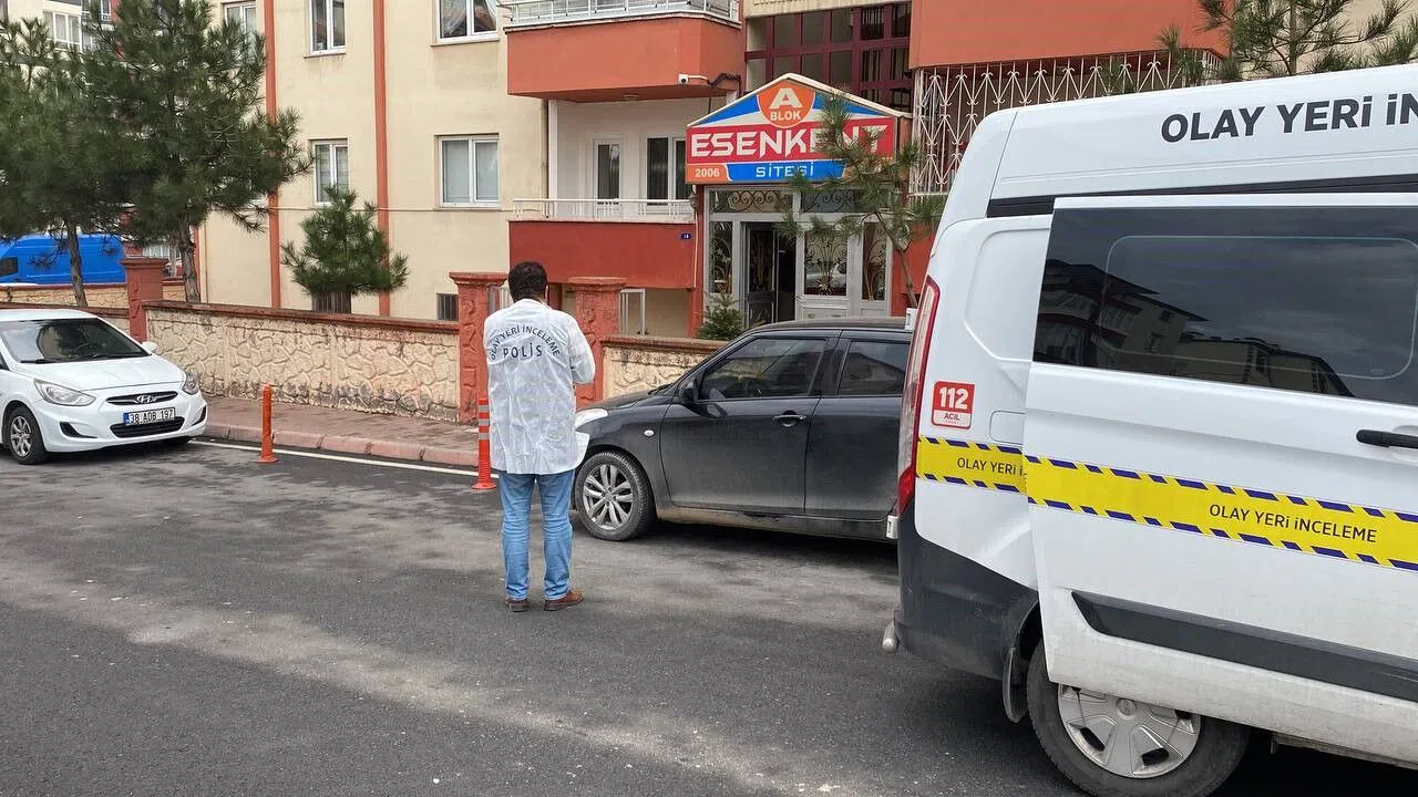 Yalnız yaşayan adamı kız kardeşi ölü buldu