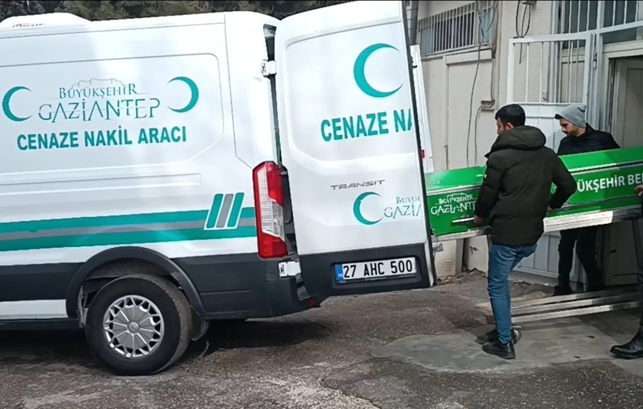 Hırsızlar inşaat bekçisini darp ederek öldürüldü